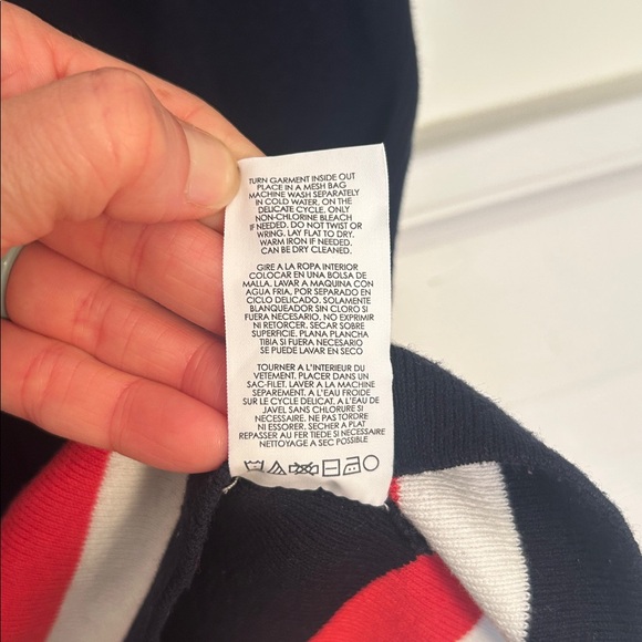 Cabi 5134 Hampton Shell Patriotic Sweater Top size women’s Medium - Picture 5 of 8